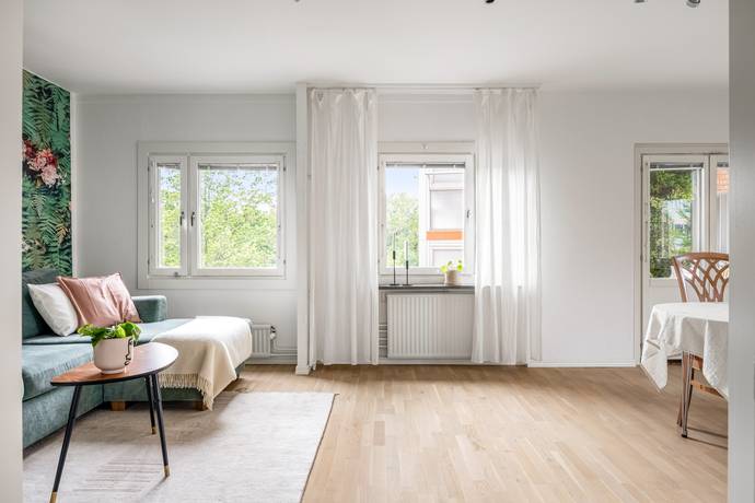 3 rum lägenhet på Rådjursstigen 36 Bergshamra, Solna kommun - bild 2