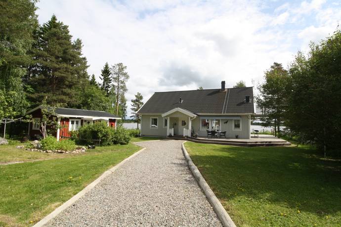 5 rum Villa på Råholmen 95 Berkön Piteå kommun - bild 1