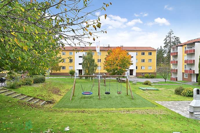3 rum lägenhet på Skyttevägen 21 Munkmora, Värmdö kommun - bild 1