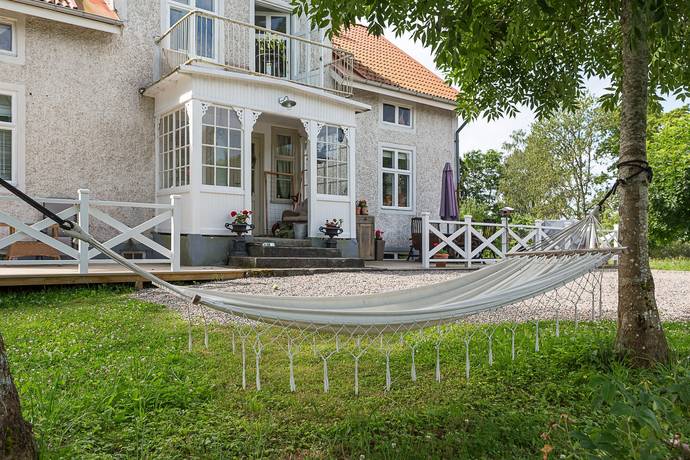 8 rum gård utan jordbruk på Västra Vegred 3 Valla, Katrineholms kommun - bild 4