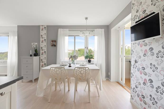 3 rum lägenhet på Lavettvägen 34 Rissne, Sundbybergs kommun - bild 3