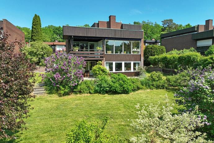 7 rum villa på Ekbackevägen 15 Kyrkviken, Lidingö kommun - bild 1