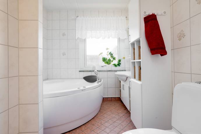 4 rum Villa på Carléns väg 46 Hällabrottet Kumla kommun - bild 13