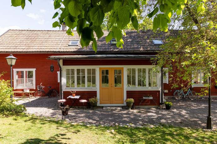 9 rum villa på Småbrukarvägen 53 SPÅNGA, Stockholms kommun - bild 3