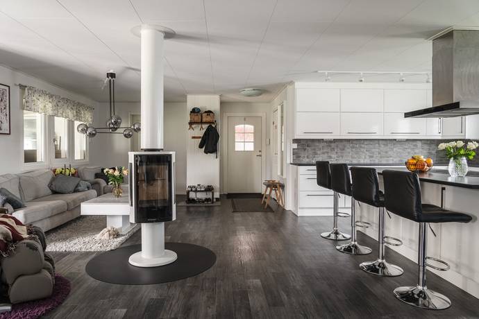 4 rum Villa på Järnvägsgatan 5 Centralt Älvsbyns kommun - bild 6