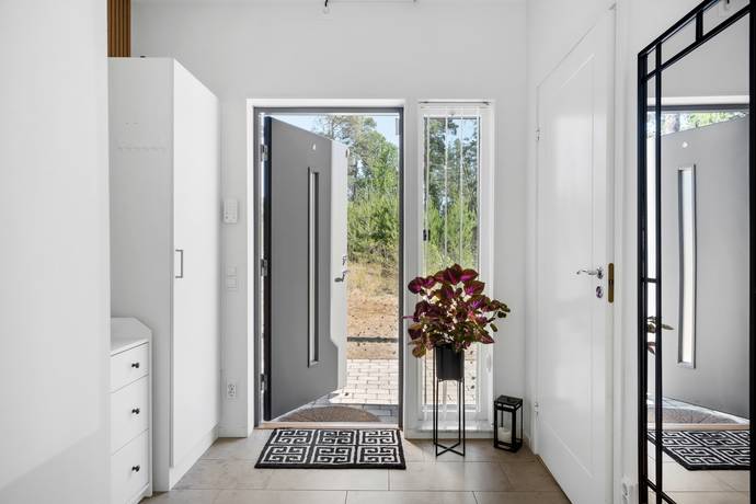 6 rum Radhus på Tant Gredelins väg 28A Tumba - Uttran Botkyrka kommun - bild 37