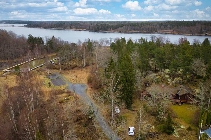 4 rum fritidshus på Bredviksvägen 20 Hallstavik, Norrtälje kommun - bild 3