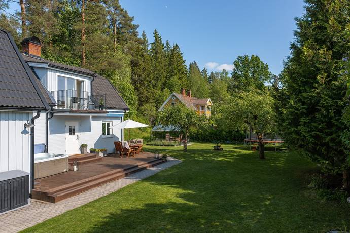 7 rum Villa på Kvinnerstatorp 316 Örebro kommun - bild 67