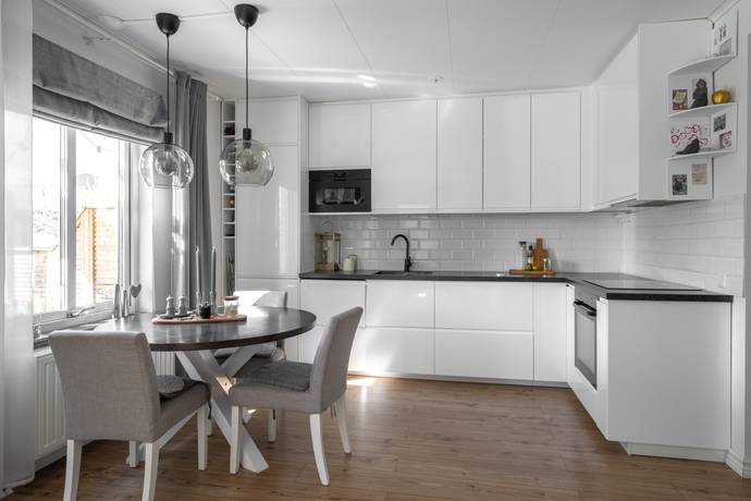 3 rum lägenhet på Kaptensvägen 15B Barkarbystaden, Järfälla kommun - bild 2