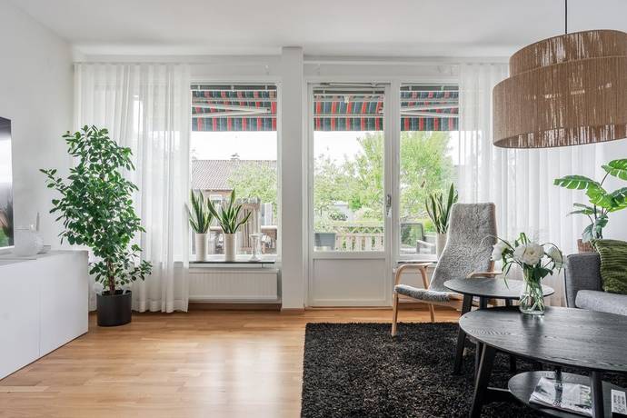 4 rum Radhus på Ivar Widéensgatan 84 Hindsbo Skara kommun - bild 13