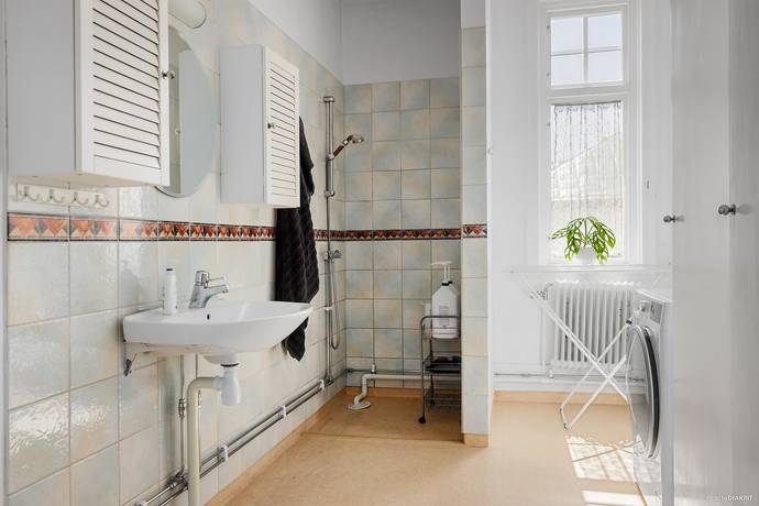 8 rum Villa på Svanåallén 1 Centralt / Väster Örebro kommun - bild 39