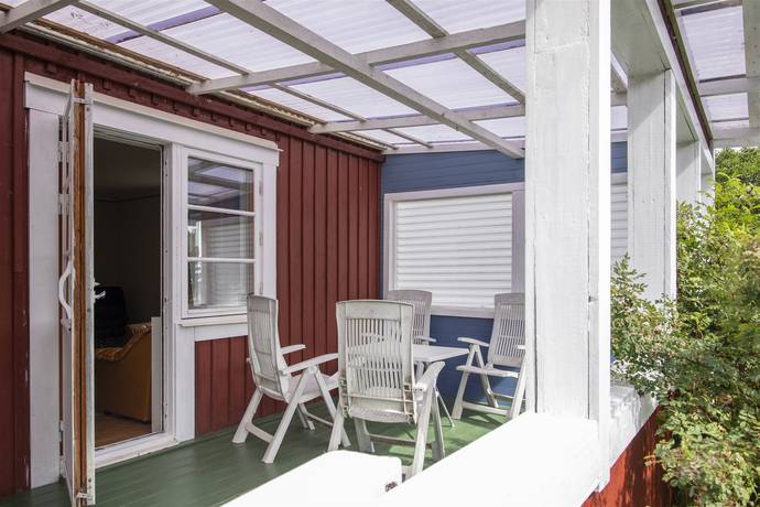 6 rum Vinterbonat fritidshus på Holmbergsbacken 23 Yxlan Köpmanholm Norrtälje kommun - bild 13