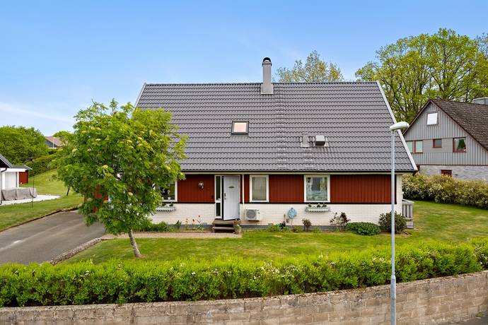 6 rum villa på Målgatan 17 Tyringe, Hässleholms kommun - bild 3