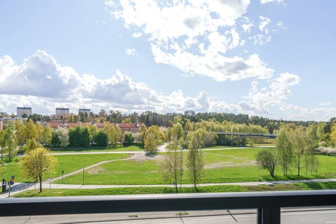 5 rum Radhus på Ljusdalsgatan 33 Vällingby Parkstad / Råcksta Stockholms kommun - bild 25