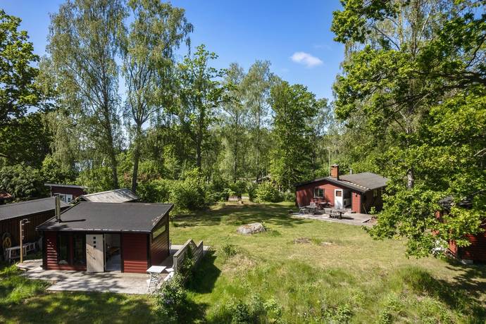 4 rum Vinterbonat fritidshus på Liljekonvaljstigen 50 Ringsö Strängnäs kommun - bild 24