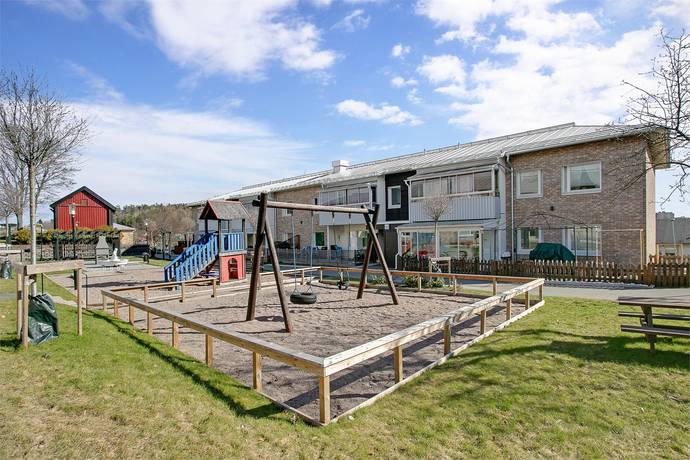 4 rum lägenhet på Tomtbergavägen 114, 1 tr Botkyrka-Brunna, Botkyrka kommun - bild 1