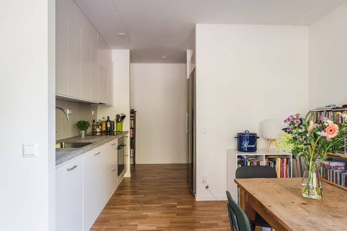 3 rum Lägenhet på Tellusborgsvägen 42, vån 1 Midsommarkransen Stockholms kommun - bild 6