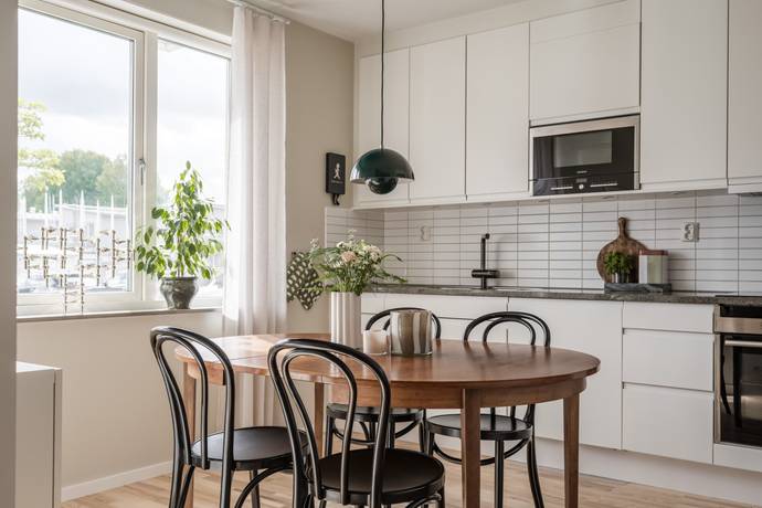 Almtorpsvägen 12, Södra Lindhult, Örebro kommun