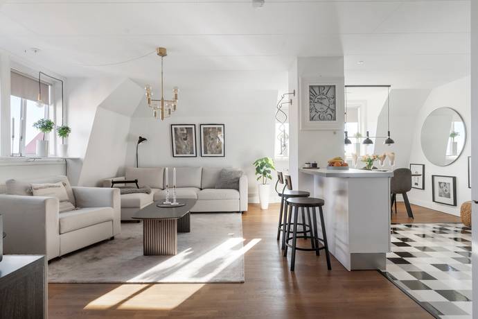 1 rum lägenhet på Repslagarvägen 8 Centralt, Vänersborgs kommun - bild 1
