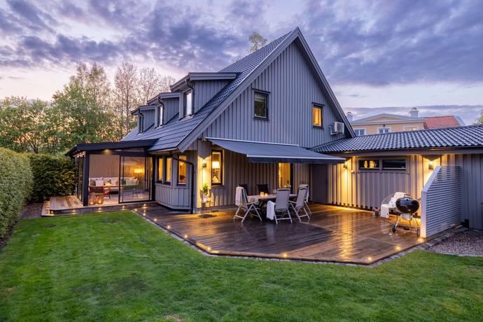 4 rum Kedjehus på Flackstavägen 48 Lundby Eskilstuna kommun - bild 1
