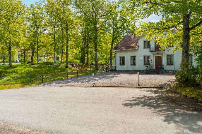 14 rum Villa på Ekvägen 6 Centralt Gnesta kommun - bild 33