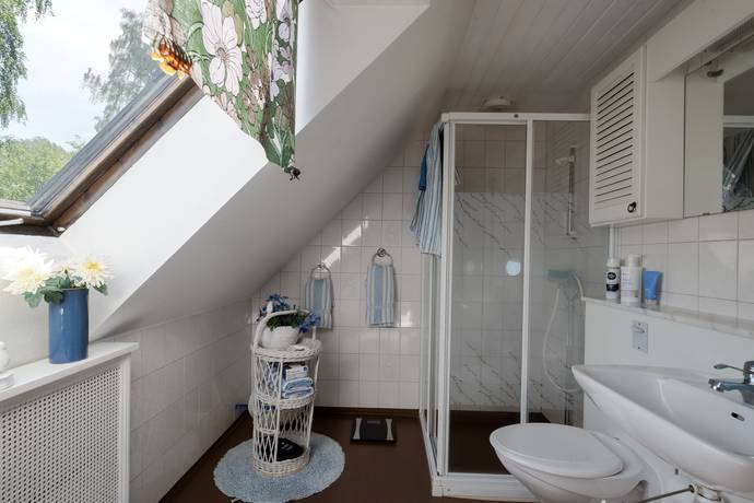 5 rum Villa på Drottningholmsvägen 12 Marieberg Örebro kommun - bild 31