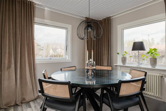 7 rum Villa på Runhällsgatan 15 Enköpings kommun - bild 19