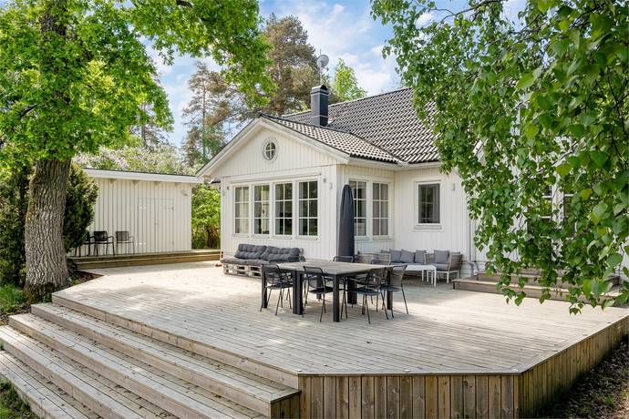 Killingbrinken 15A, Hässelby - Lambarö, Stockholms kommun