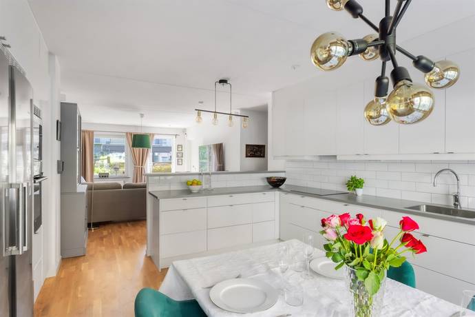 4 rum Lägenhet på Ursviks Allé 51 Ursvik Sundbybergs kommun - bild 13