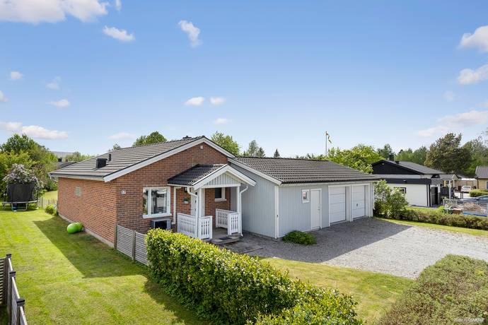 Östavägen 17, Lillån, Örebro kommun