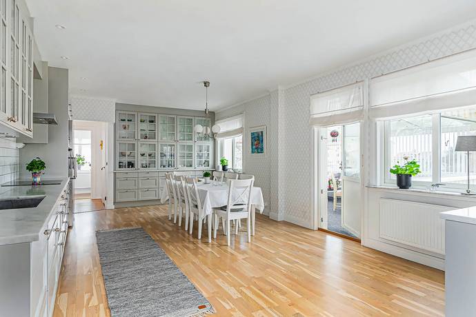 5 rum villa på Parkvägen 23 Vingåker, Vingåkers kommun - bild 1