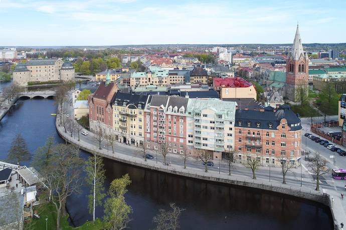 5 rum lägenhet på Södra Strandgatan 5B Centralt, Örebro kommun - bild 1