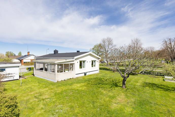 4 rum Villa på Brännevägen 7 Ödeshög Ödeshögs kommun - bild 3