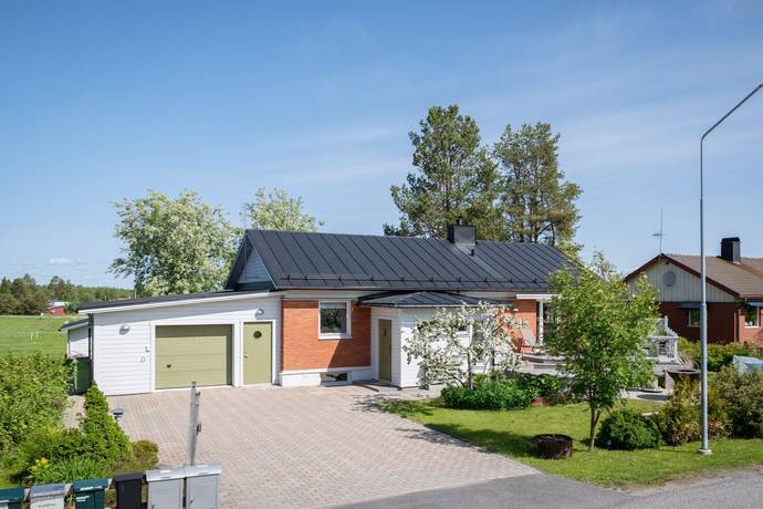 5 rum Villa på Skogärdsvägen 20 Brändön Luleå kommun - bild 1
