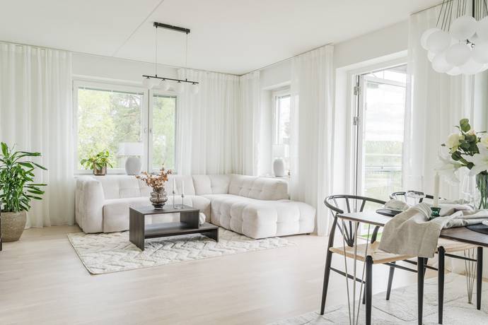 3 rum lägenhet på Önstavägen 6 Södra Gryta, Västerås kommun - bild 1