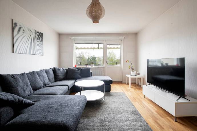 3 rum lägenhet på Gunnilbogatan 6C Malmaberg, Västerås kommun - bild 1