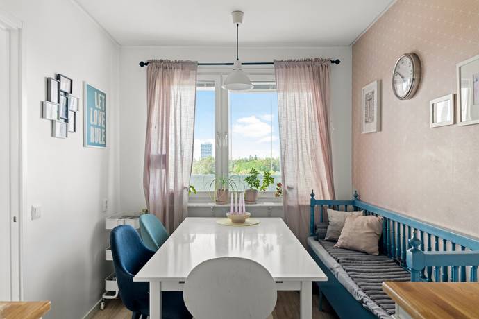 3 rum Lägenhet på Pilvägen 42 Sollentuna Helenelund Sollentuna kommun - bild 9