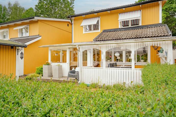 5 rum villa på Lindhovsvägen 67 Tumba, Botkyrka kommun - bild 1