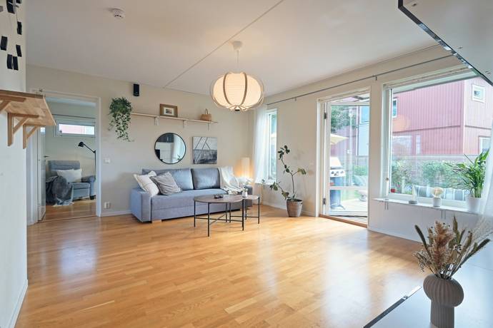 3 rum lägenhet på Nidarosslingan 2D Skälby, Järfälla kommun - bild 1
