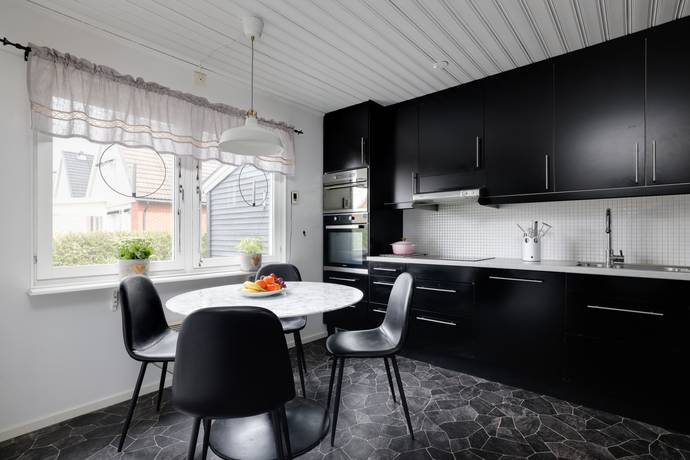 5 rum villa på Lundhagsvägen 26 Hovsta, Örebro kommun - bild 4