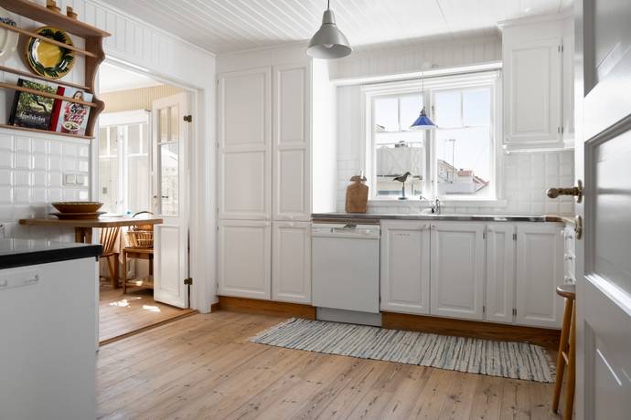 7 rum Villa på Övre Parkvägen 13 Åstol Tjörns kommun - bild 12