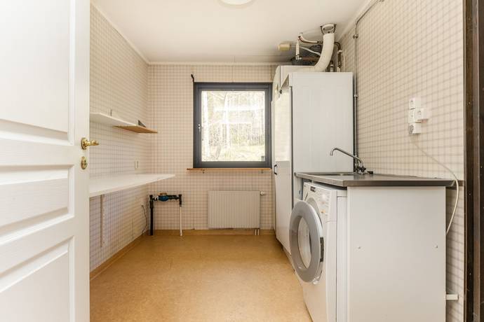 6 rum Villa på Brunnsvägen 8 Vinsbo Smedjebackens kommun - bild 24