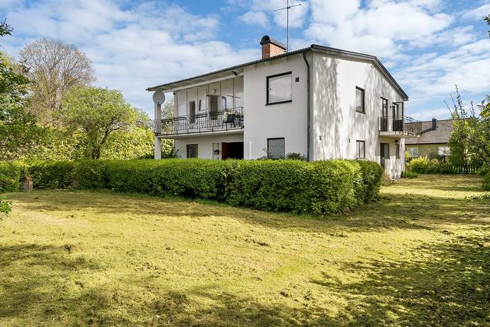7 rum villa på Hästhagsvägen 12B Tureberg, Sollentuna kommun - bild 1