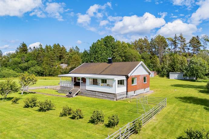 5 rum villa på Tänum 110 Lysekil, Lysekils kommun - bild 1