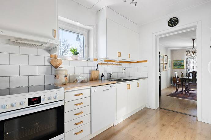 4 rum Radhus på Mellringevägen 26 Örebro kommun - bild 12