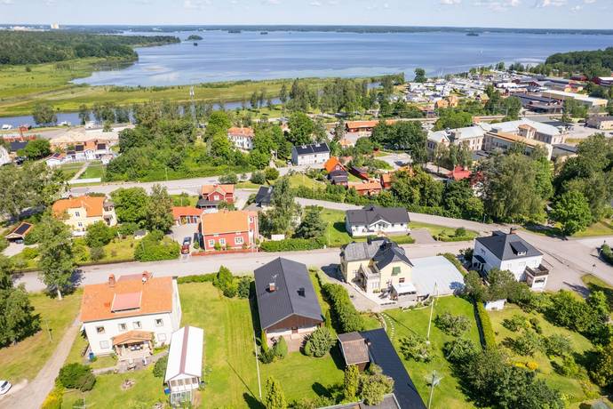 6 rum villa på Norra Kyrkogatan 15 Kungsör Centralt, Kungsörs kommun - bild 1
