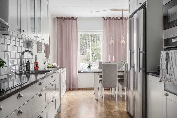 5 rum Radhus på Växelbruksvägen 63 Nedersta Trädgårdsstad Haninge kommun - bild 7