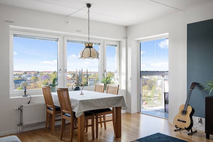 2 rum Lägenhet på Tellusborgsvägen 108, vån 10 Telefonplan - Midsommarkransen Stockholms kommun - bild 9
