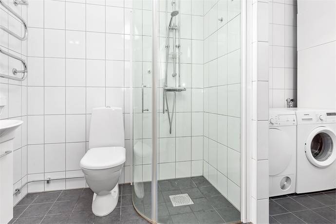 6 rum Parhus på Släntvägen 4A Västra Jakobsberg Järfälla kommun - bild 9