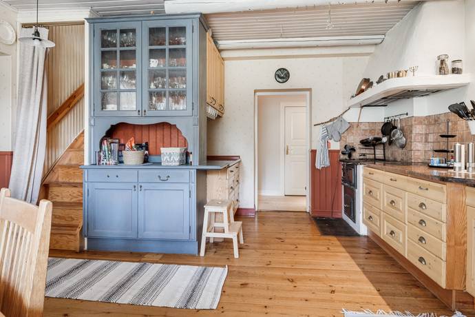 7 rum Gård/skog på Gäsjö 30 Norbergs kommun - bild 12